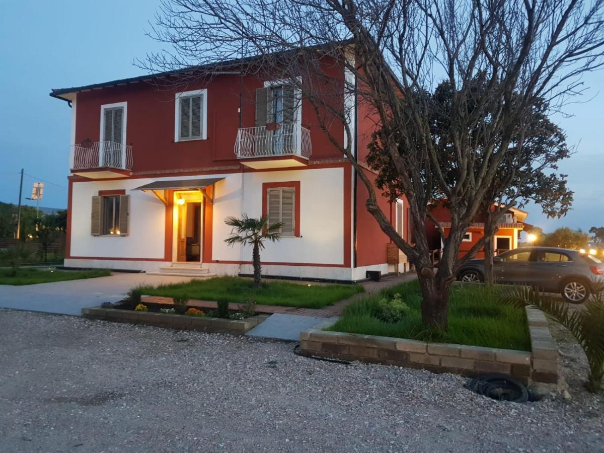 Agriturismo Il Casale بونتي جاليريا المظهر الخارجي الصورة